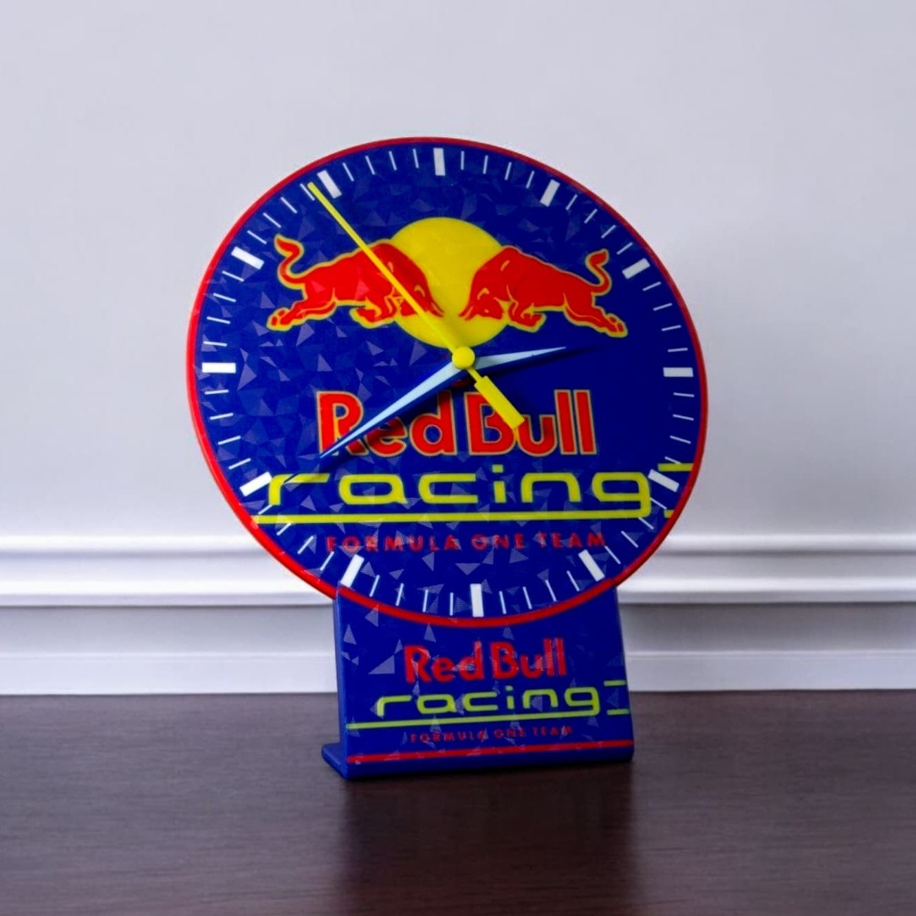 Reloj de mesa Red Bull