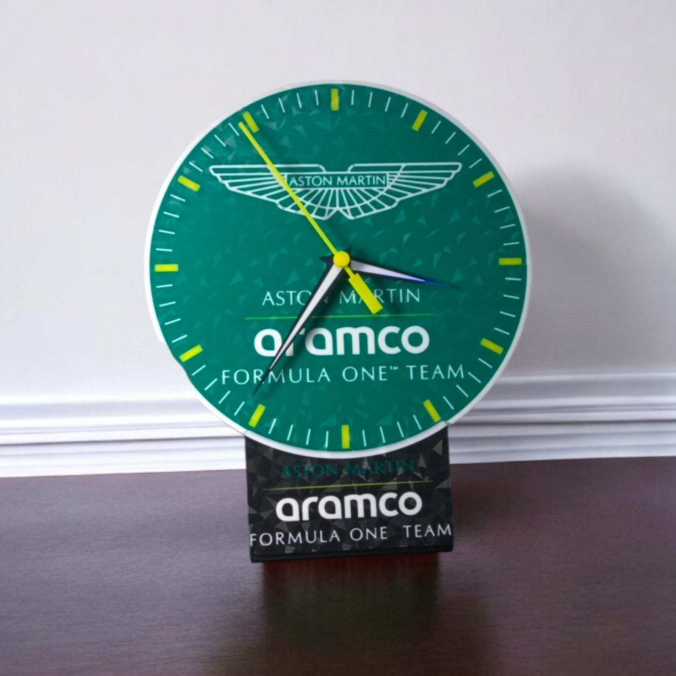 Reloj de mesa Aston Martin