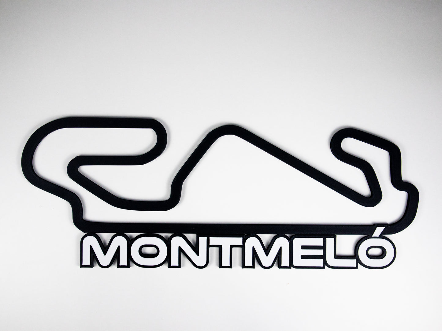 Silueta minimalista del circuito de Montmelo de Formula 1 sobre fondo blanco para pared.