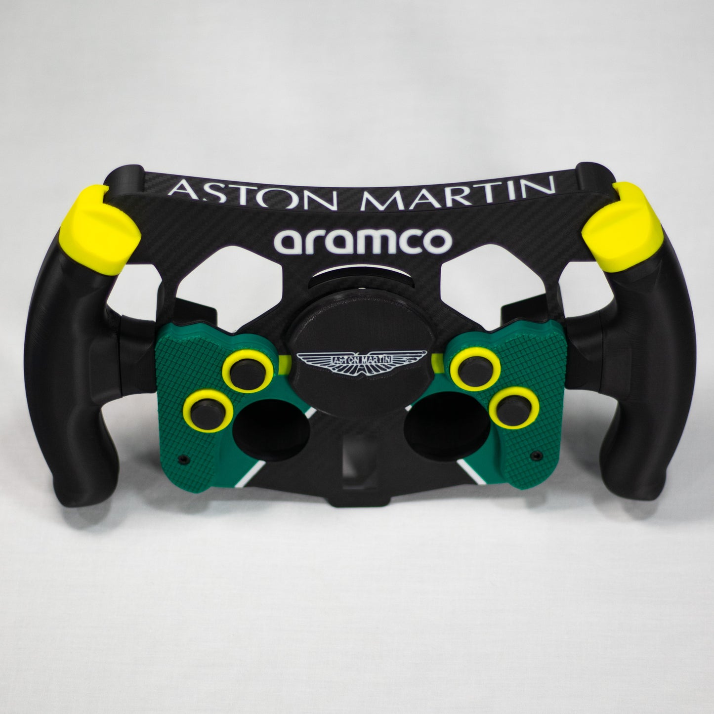 Réplica de volante F1 Aston Martin con acabados de alta calidad para simracing