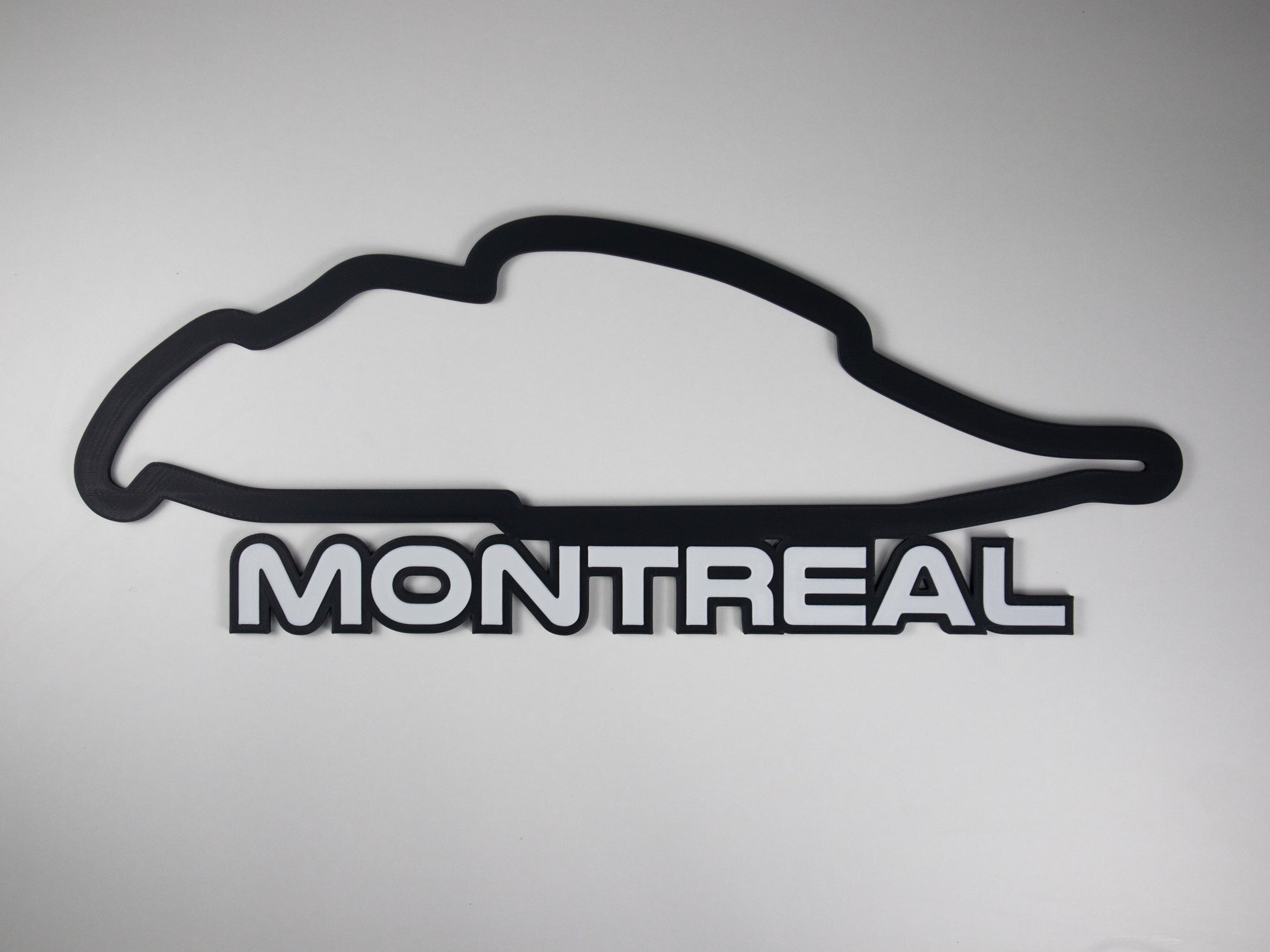 Silueta minimalista del circuito de Montreal de Formula 1 sobre fondo blanco para pared